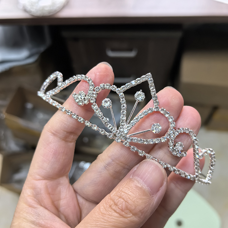 تاج زفاف فضي اللون مرصع بالأحج - مراجعة Women'S Vintage Accessories وسعره