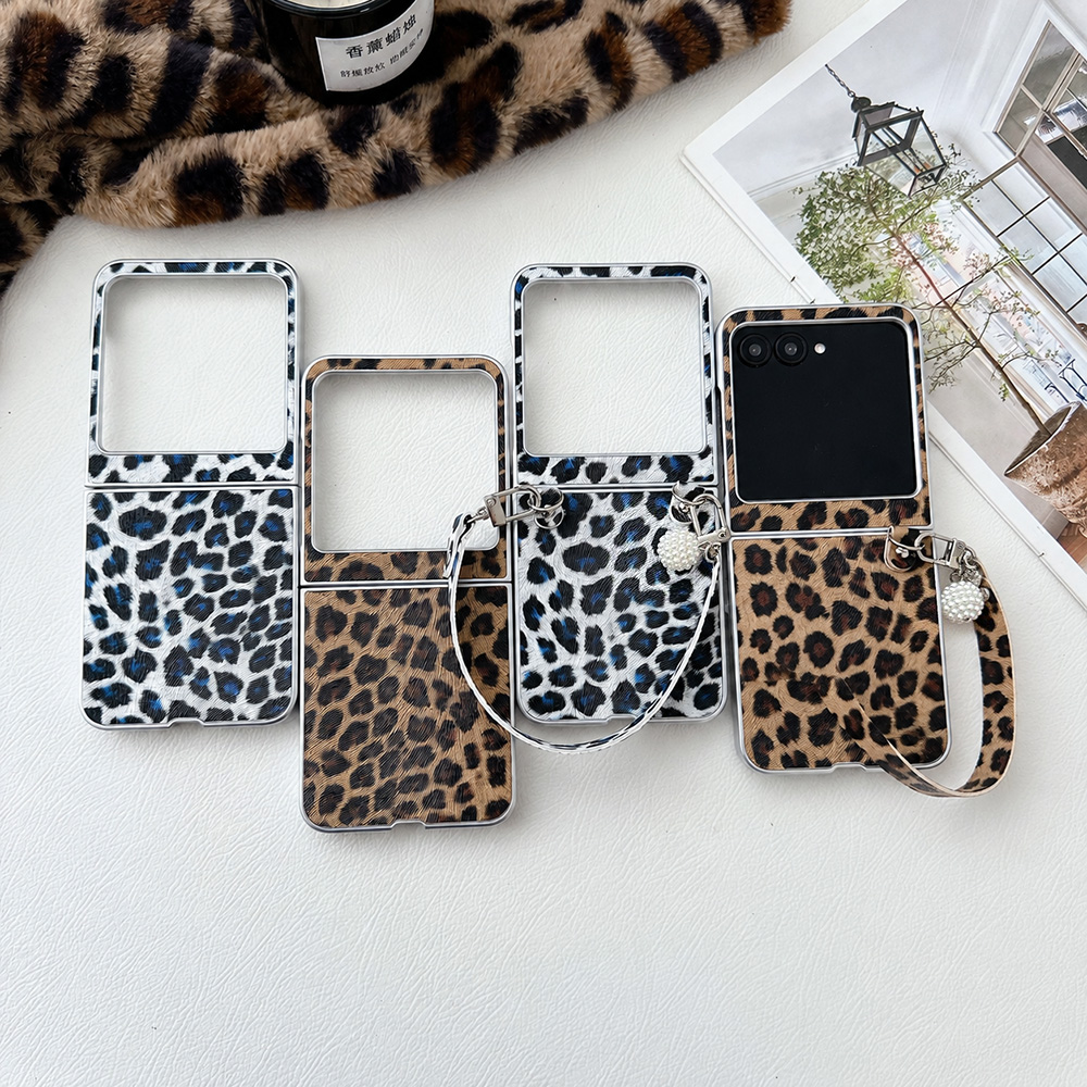 حافظة هاتف قابلة للطي بطبعة جل - مراجعة Women'S Vintage Accessories وسعره